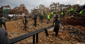 Searching for survivors in Kathmandu: rescuers have only just started to reach the districts