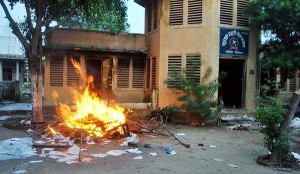 Not only the local economy suffering: police post torched in a village near Birgunj